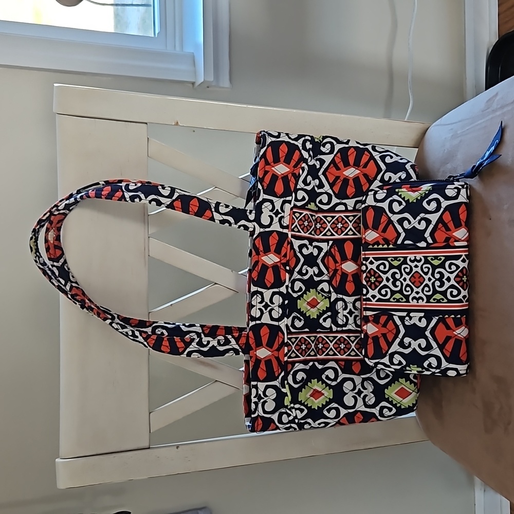 Vera Bradley tote bag and matching wallet Sun valley